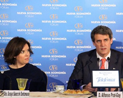 La vicepresidenta española y Prat Gay.