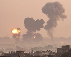 Llueven bombas sobre la franja de Gaza.